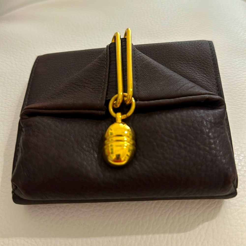 AJ I brown leather ladies wallet